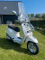Vespa Primavera “pearl white” met geel kenteken, Ophalen, Overige modellen, Maximaal 45 km/u, Zo goed als nieuw