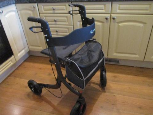 Rollator Mt M,v.a 70,00e, Diversen, Rollators, Gebruikt, Lichtgewicht, Opvouwbaar, Ophalen