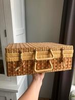 Riet rieten rotan koffer koffertje bruin mand speelgoed, Hobby en Vrije tijd, Picknickmanden, Ophalen of Verzenden, Zo goed als nieuw