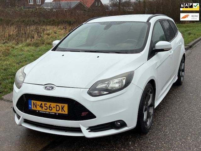 Ford Focus Wagon 2.0 EcoBoost ST-2 (250 PK!) ECC Audio/CD Na, Auto's, Ford, Bedrijf, Te koop, Focus, ABS, Achteruitrijcamera, Airbags