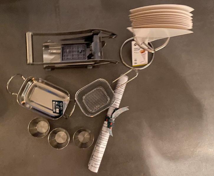 Complete frietset: frietsnijder, zakjes, bakjes en meer!, Huis en Inrichting, Keuken | Keukenbenodigdheden, Nieuw, Ophalen of Verzenden