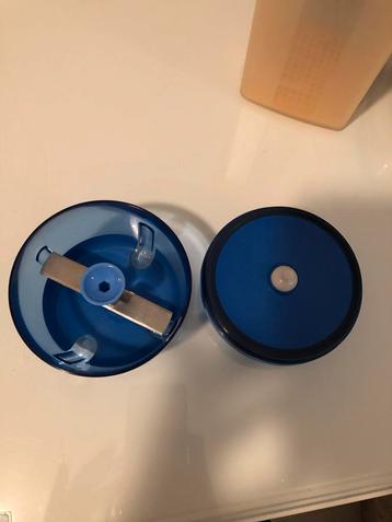 Tupperware Uiensnijder beschikbaar voor biedingen