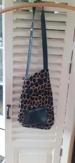 Bandolera zwarte tas met dierprint, Sieraden, Tassen en Uiterlijk, Ophalen of Verzenden, Zo goed als nieuw, Overige merken, 30 tot 45 cm