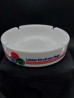 Mooie vintage witte asbak met frisdrankmerken, Verzamelen, Ophalen of Verzenden, Zo goed als nieuw, Asbak