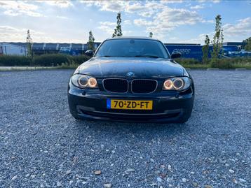 BMW 1-Serie 2.0 118I 5DR 2008 Zwart beschikbaar voor biedingen