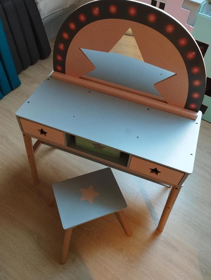 Make up tafel voor meisjes, Huis en Inrichting, Tafels | Kaptafels, Zo goed als nieuw, 100 tot 150 cm, 50 tot 100 cm, Hout, Ophalen