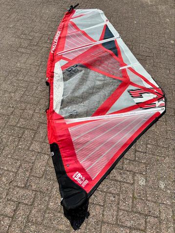 Challenger sails ‘three G’ 3.7m wave/freestyle/freemove beschikbaar voor biedingen