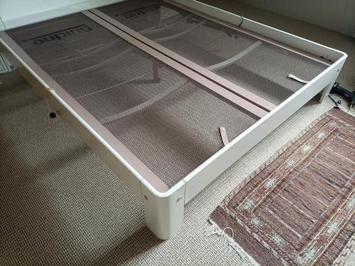 wit aupingbed 160x200 met verstelbare aupingspiralen, Huis en Inrichting, Slaapkamer | Bedden, Zo goed als nieuw, Tweepersoons