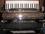 Accordeon Mengascini, Toetsaccordeon, Zo goed als nieuw, 120-bas, Met riemen