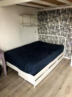 Bedframe wit ikea met lattenbodem en evt. bakken/lades, Huis en Inrichting, Slaapkamer | Bedden, Gebruikt, 140 cm, Metaal, Wit