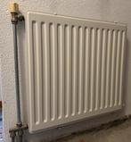 Radiator (64x60x5cm en 224x30,5x17,5cm), Doe-het-zelf en Verbouw, Verwarming en Radiatoren, Ophalen, 30 tot 80 cm, Gebruikt, Radiator