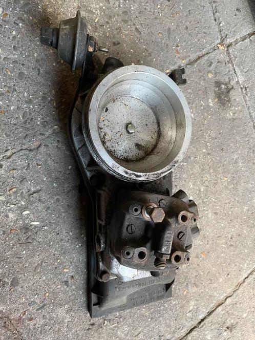 Bosch Brandstofverdeler spinnekop golf 0438120195 02713335, Auto-onderdelen, Brandstofsystemen, Mercedes-Benz, Volkswagen, Gebruikt