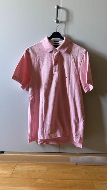 roze polo Tommy Hilfiger beschikbaar voor biedingen