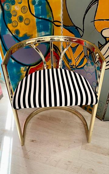 Vintage goud/ zebra  stoel  beschikbaar voor biedingen