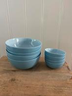 Licht blauwe schaaltjes, Huis en Inrichting, Keuken | Servies, Ophalen, Gebruikt, Overige stijlen, Schaal of Schalen