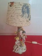 Brocant schemerlampje nachtlampje barok romantisch lamp
De, Antiek en Kunst, Antiek | Lampen, Ophalen of Verzenden