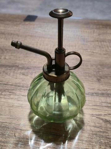 Vintage glas vernevelaar  beschikbaar voor biedingen