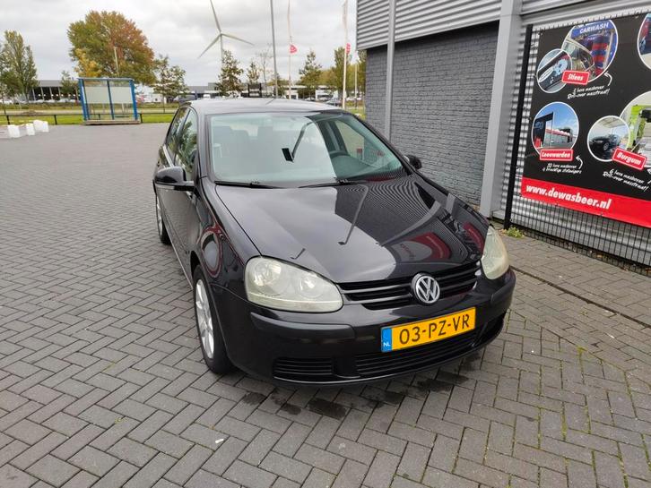 Volkswagen Golf 1.4 16V 55KW 2005 Zwart, Auto's, Volkswagen, Particulier, Golf, ABS, Airbags, Airconditioning, Bluetooth, Boordcomputer