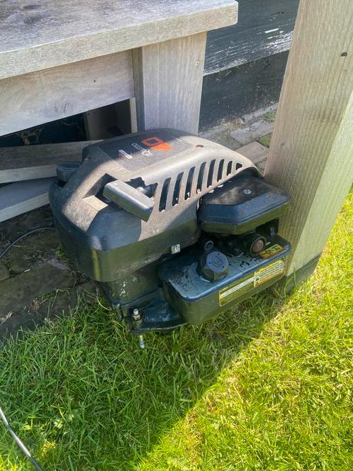 Briggs & Stratton Quattro 40-motor, Tuin en Terras, Grasmaaiers, Gebruikt, Cirkelmaaier, Ophalen
