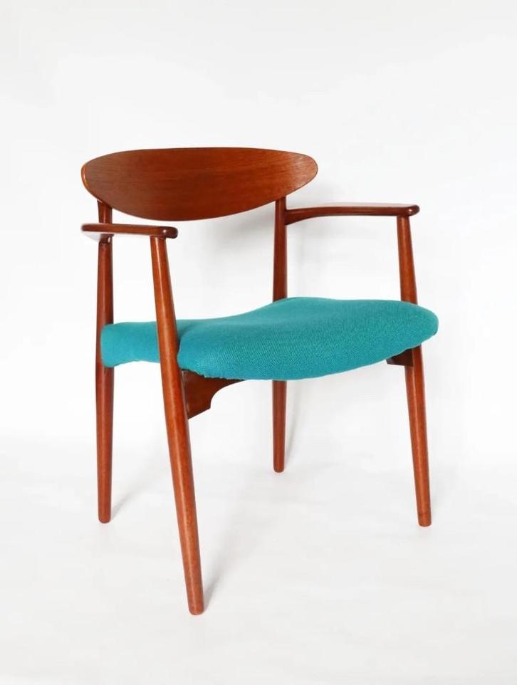 Vintage bureaustoel Deens design Bender Madsen Kvadrat, Huis en Inrichting, Bureaustoelen, Gebruikt, Bureaustoel, Blauw, Ophalen
