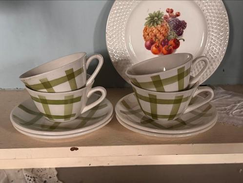 Franse vintage kop en schotels decor Nappe in groen, Antiek en Kunst, Curiosa en Brocante, Ophalen of Verzenden