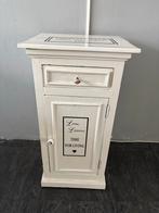 Leuk wit kastje - Nachtkastje/Bijzettafel, Ophalen, Minder dan 50 cm, Gebruikt, Met lade(s)