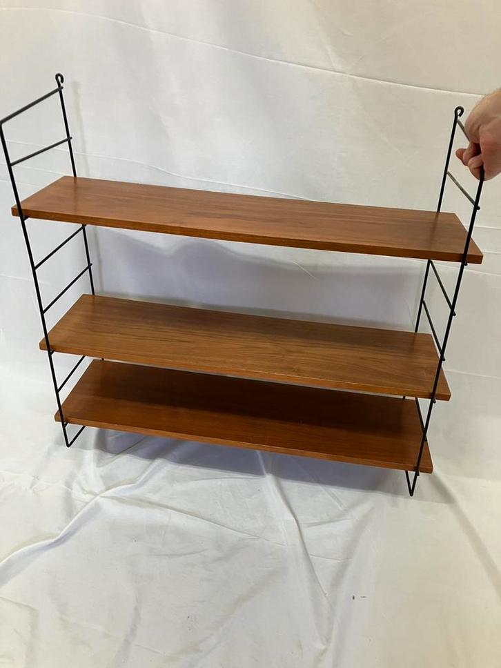 Nisse Strinning vintage wandrek met 3 legplanken, Huis en Inrichting, Woonaccessoires | Wandplanken en Boekenplanken, Gebruikt