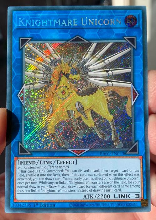 Yu-Gi-Oh! Knightmare Unicorn RA01 1st Ed !, Hobby en Vrije tijd, Verzamelkaartspellen | Yu-gi-Oh!, Zo goed als nieuw, Losse kaart