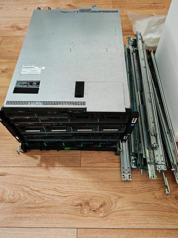 7 servers beschikbaar voor biedingen