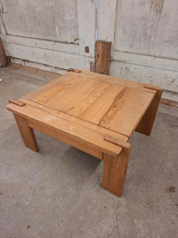 Grenen Vintage Design Salontafel beschikbaar voor biedingen