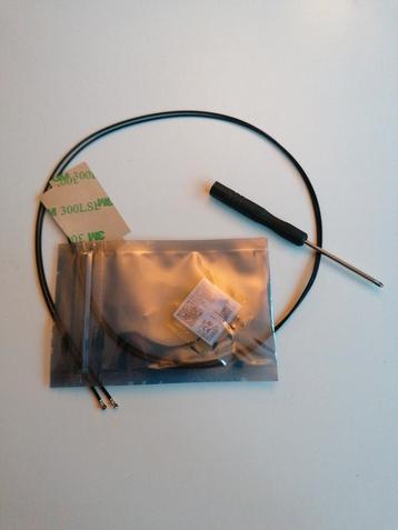 Nieuwe WiFi (2,4 en 5 Ghz)Module Intel + Bluetooth + Antenne beschikbaar voor biedingen