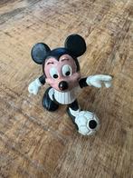 Vintage Bullyland Disney Mickey Mouse voetbal poppetje, Mickey Mouse, Gebruikt, Ophalen of Verzenden, Beeldje of Figuurtje
