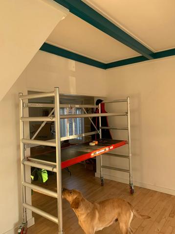 Kamersteiger te huur beschikbaar voor biedingen