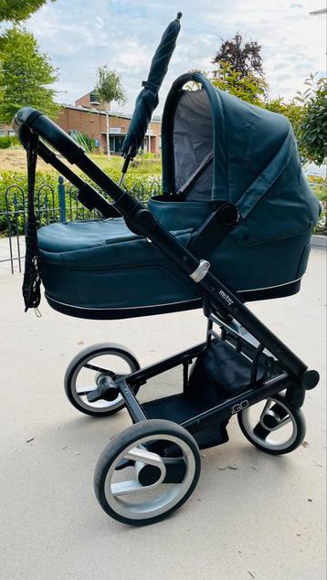 Mutsy kinderwagen compleet !! beschikbaar voor biedingen