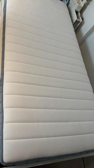 IKEA bed - Nieuwstaat! - afbeelding 2