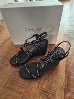 Calvin Klein Sleehak Sandalen, maat 36, Zwart, Zo goed als nieuw, Calvin Klein, Sandalen of Muiltjes
