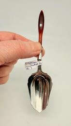 Antiek Hollands zilveren suikerschep met kornalijn handvat., Verzenden