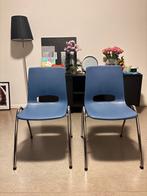 Set van twee blauwe stoelen – Sneek, Huis en Inrichting, Stoelen, Ophalen, Kunststof, Twee, Blauw