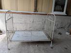Brocante peuterbedje, Ophalen, Reisbedje