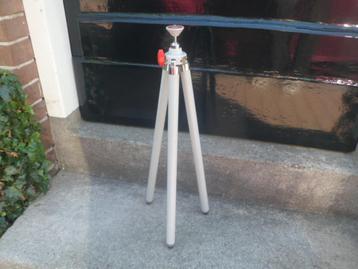 Mooi vintage Excelsior statief fotostatief driepoot tripod beschikbaar voor biedingen