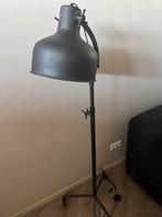 Industriele staande lamp, Huis en Inrichting, Lampen | Vloerlampen, Ophalen, Gebruikt, 150 tot 200 cm