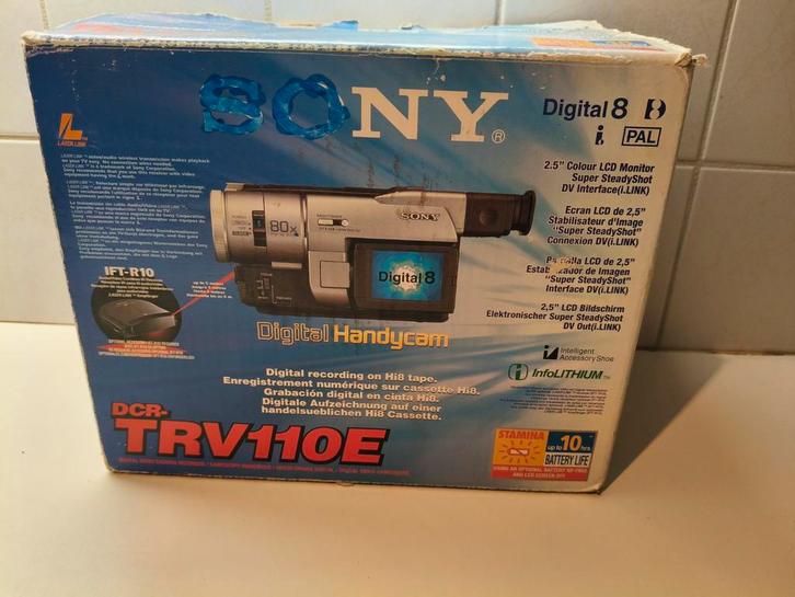 Sony DCR-TRV110E Digital8 Camcorder, Audio, Tv en Foto, Videocamera's Digitaal, Gebruikt, Camera, Mini dv, Sony, 20x of meer, Ingebouwde lamp