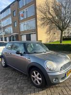 Mini one 75e Anniversary grijs, Auto's, Mini, Voorwielaandrijving, 74 pk, 4 cilinders, 4 stoelen