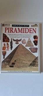 J. Putnam - Piramiden Hardcover, Boeken, Ophalen of Verzenden, Zo goed als nieuw, J. Putnam