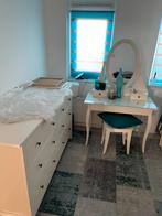 Make-uptafel + Dressoir IKEA HEMNES – samen €150, Breda