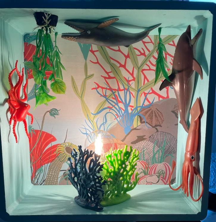 Super leuke unieke Origin’Lily onderwereld lamp, Kinderen en Baby's, Kinderkamer | Inrichting en Decoratie, Nieuw, Wanddecoratie