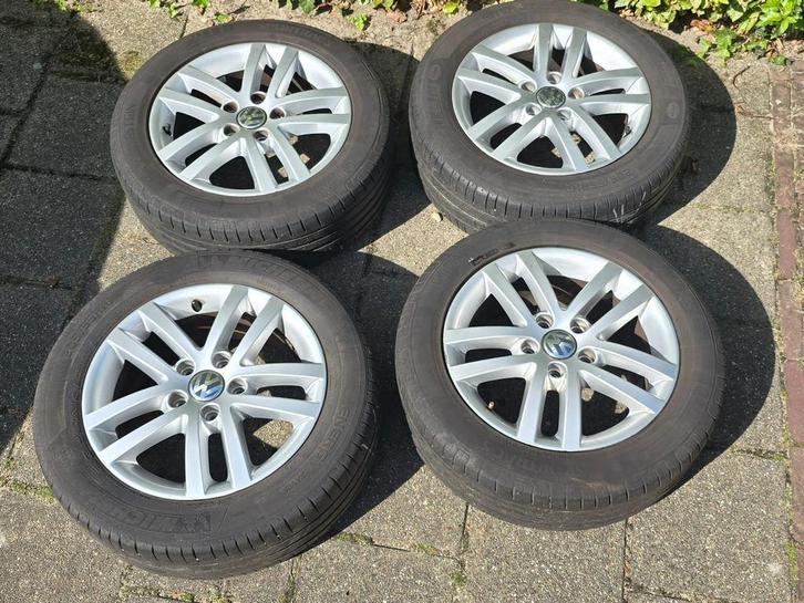 velgen VWGolf, Auto-onderdelen, Banden en Velgen, Velg(en), Zomerbanden, 16 inch, 205 mm, Ophalen