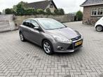 Ford Focus 1.0 EcoBoost Titanium met Gereviseerde motor, Auto's, Euro 5, 101 pk, Gebruikt, Bruin