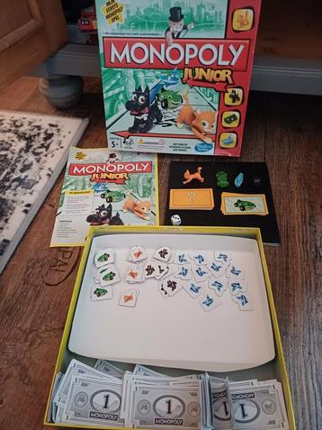 MONOPOLY Junior beschikbaar voor biedingen