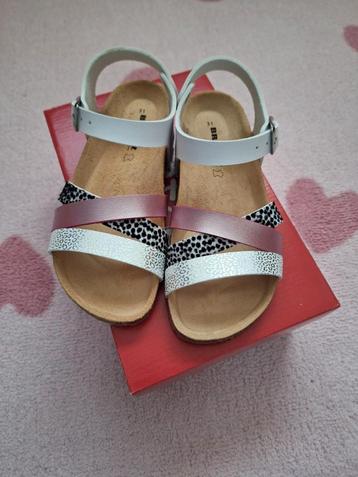 *nieuw* leren sandalen maat 31 beschikbaar voor biedingen